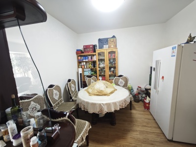 3室2廳1陽臺 金江小區(qū)云苑