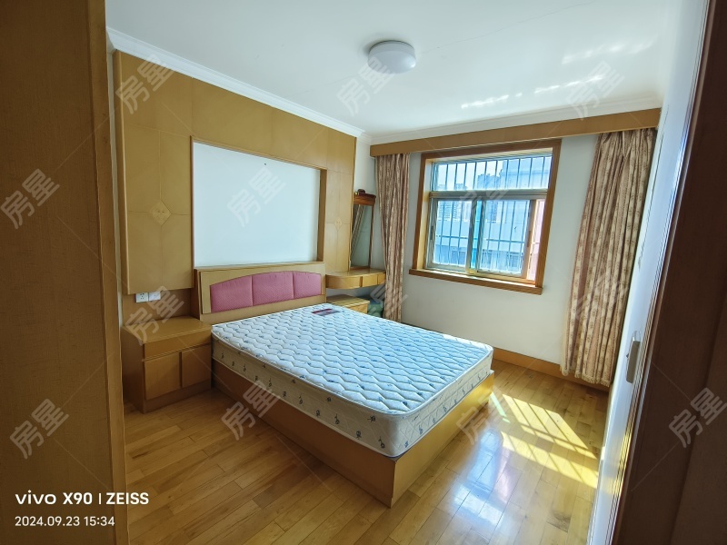 3室2廳1陽臺 南疆花園臥室