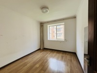 3室2廳1陽臺 時代年華錦華苑臥室