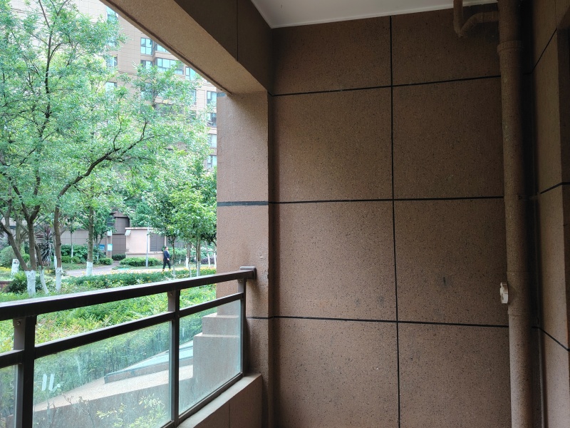 3室2廳1陽臺(tái) 中海錦苑陽臺(tái)