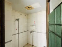 3室2廳1陽臺 時代年華錦華苑衛(wèi)生間