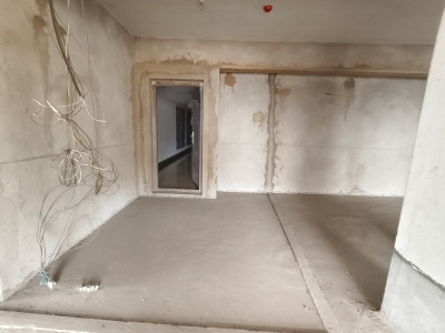 4室2廳 溪畔麗景