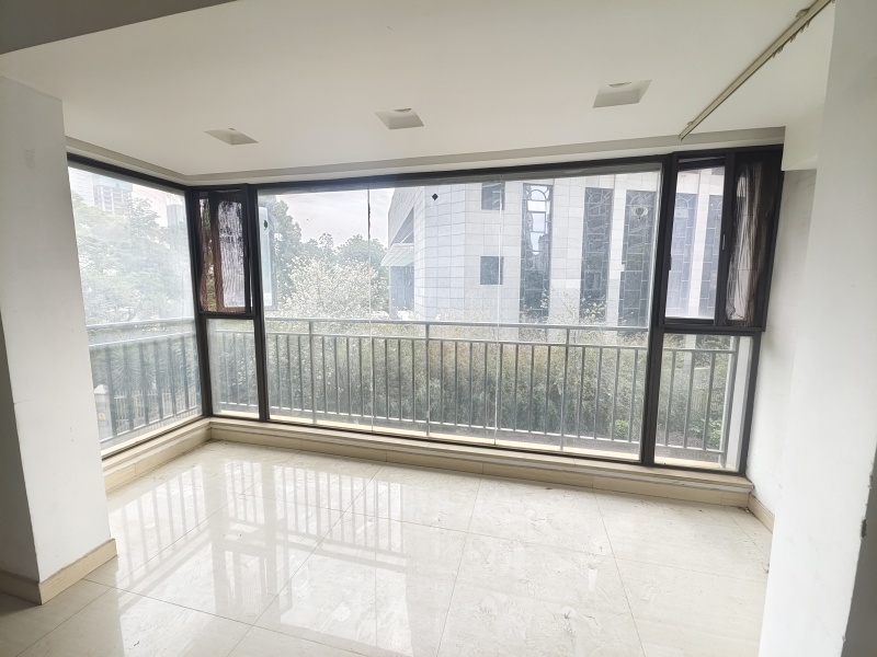 3室2廳1陽臺 金泰上苑陽臺