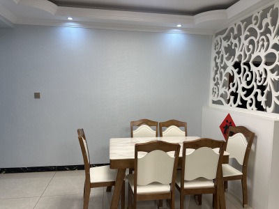 3室2廳2陽臺 中鐵水岸青城A1地塊