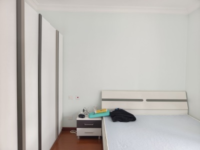 3室2廳1陽(yáng)臺(tái) 金地悅天下一期