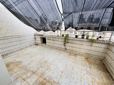 4室2廳2陽臺 金實(shí)小區(qū)華信園