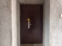 3室2廳2陽臺(tái) 華信悅峰門廳