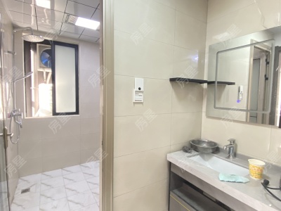 3室2廳1陽(yáng)臺(tái) 潤(rùn)城第五大道