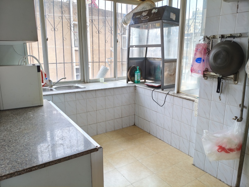 3室1廳1陽臺 省化工研究院宿舍（東風東路120號、東風東路122號）廚房