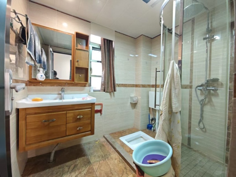 3室2廳2陽臺 瀚林瀾山衛(wèi)生間