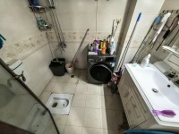 4室2廳2陽臺 同德昆明廣場B區(qū)衛(wèi)生間