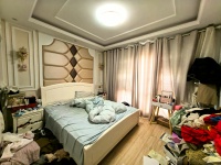 4室2廳2陽臺 同德昆明廣場B區(qū)臥室