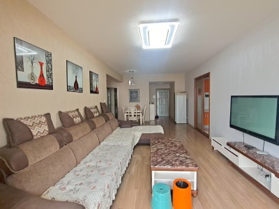 2室2廳1陽臺 益龍萬象城