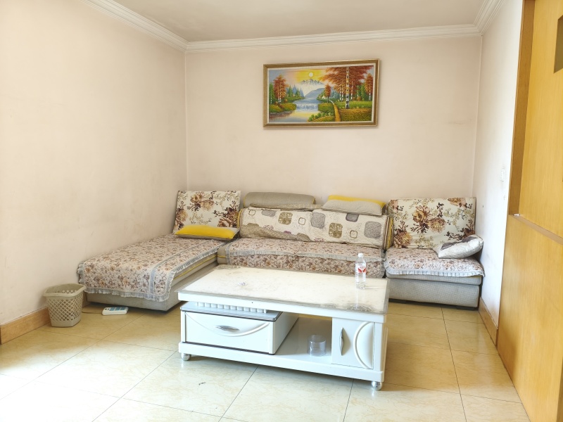 3室1廳1陽臺 省化工研究院宿舍（東風東路120號、東風東路122號）客廳