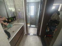 4室2廳2陽(yáng)臺(tái) 萬(wàn)科翡翠濱江五期衛(wèi)生間