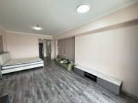 1室1廳1陽臺 溪畔麗景客廳