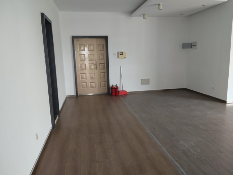 3室2廳2陽臺 水晶俊園餐廳