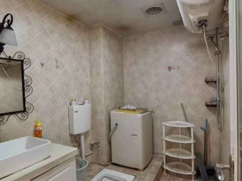 1室1廳1陽臺 融城優(yōu)郡衛(wèi)生間