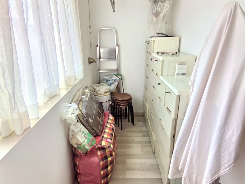 3室2廳1陽臺(tái) 藍(lán)色經(jīng)典現(xiàn)代洋房陽臺(tái)