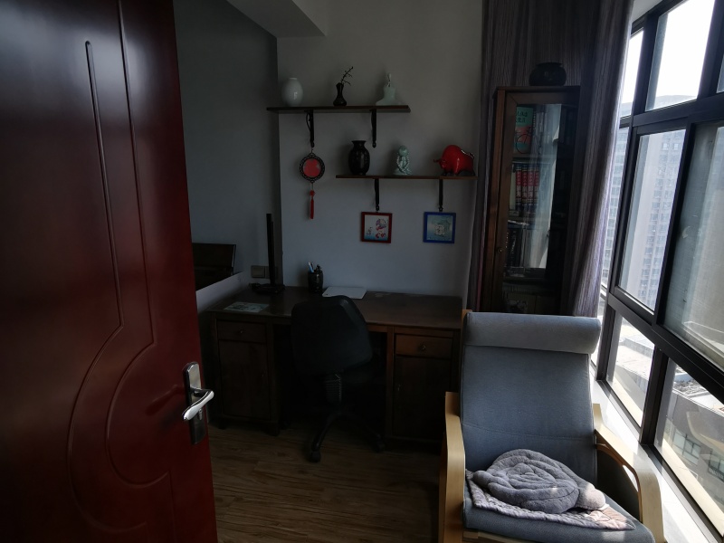 3室2廳2陽(yáng)臺(tái) 春城慧谷B區(qū)臥室