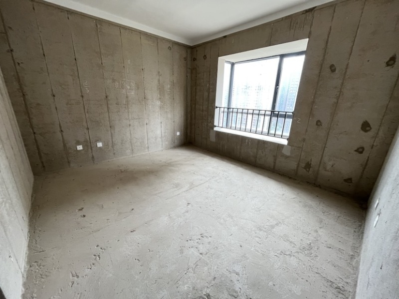 4室1廳2陽臺(tái) 潤城八區(qū)臥室