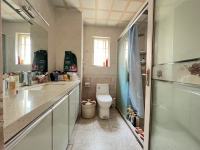 3室2廳2陽臺 江東鳴翠園西區(qū)衛(wèi)生間