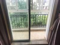 3室2廳2陽臺(tái) 玫瑰灣小區(qū)陽臺(tái)