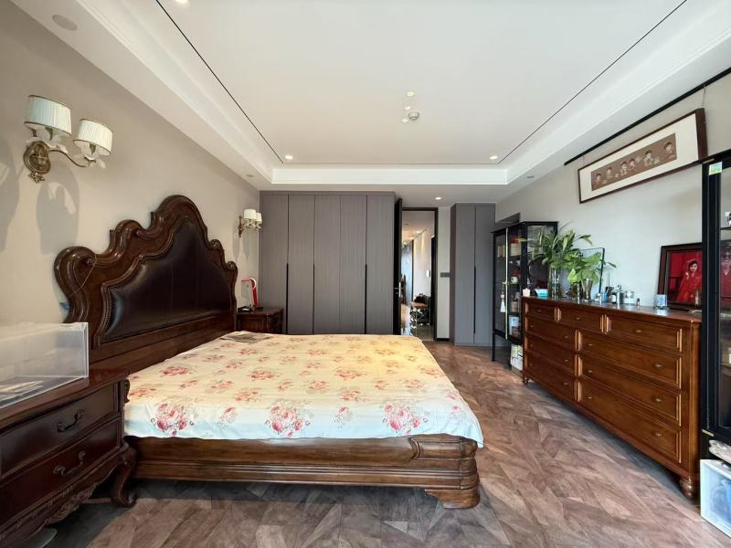 4室2廳2陽臺 華潤悅府一期臥室