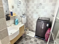 3室2廳1陽臺(tái) 藍(lán)色經(jīng)典現(xiàn)代洋房衛(wèi)生間