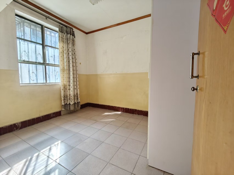 2室2廳1陽(yáng)臺(tái) 新迎小區(qū)九組團(tuán)臥室