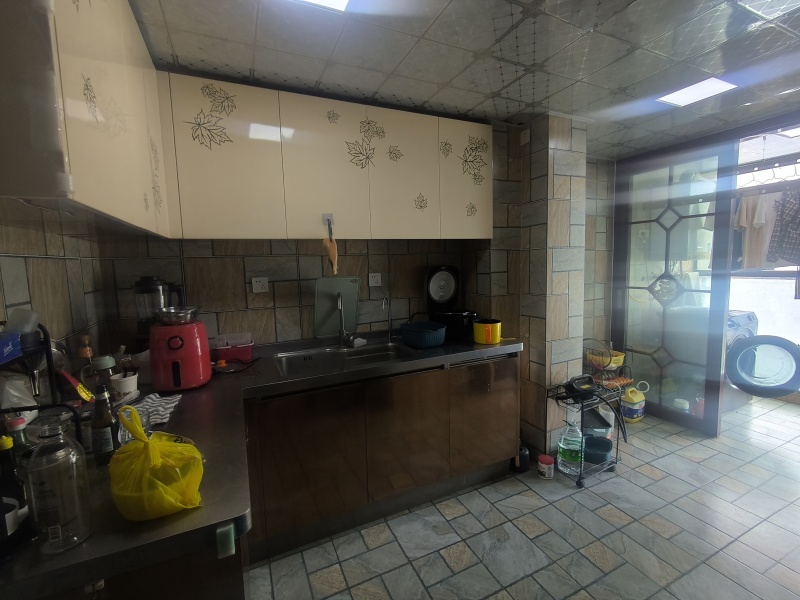 4室2廳1陽臺(tái) 紅星國(guó)際晶品廚房