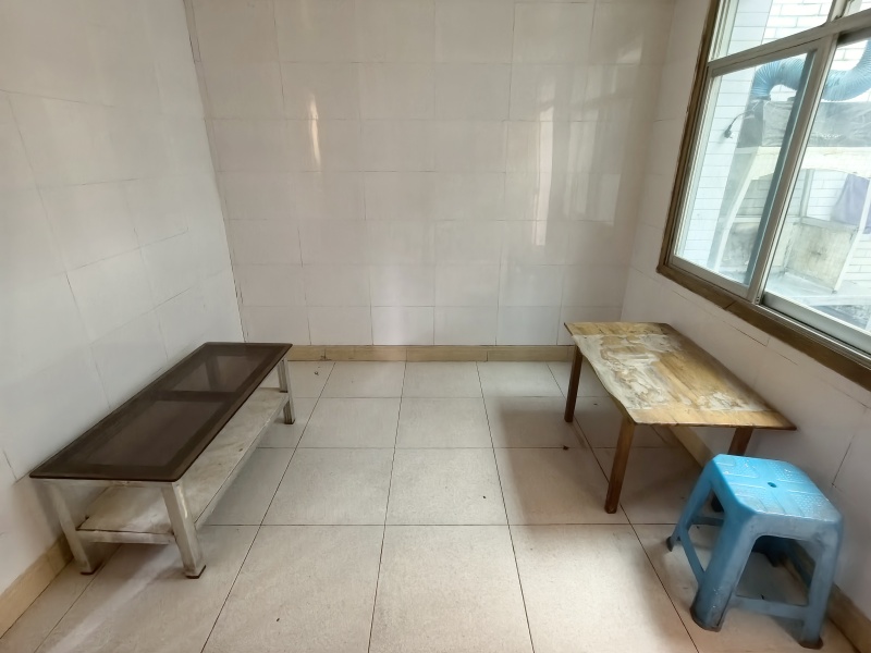 财经大学西区卧室