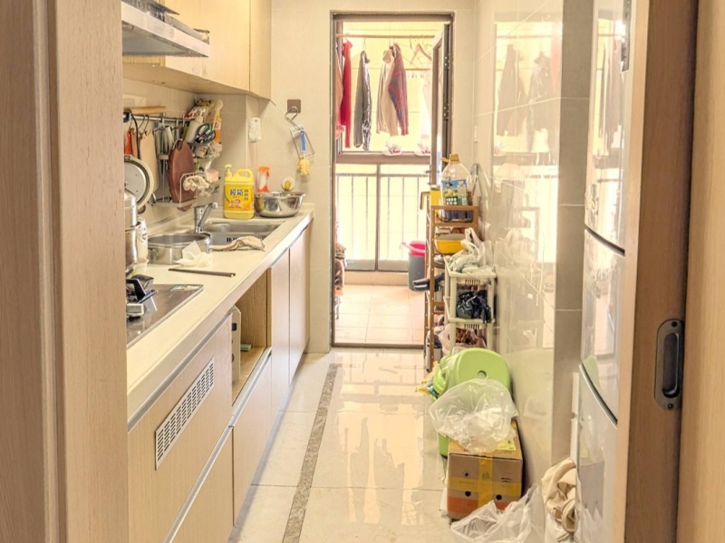 2室2廳2陽臺 中海錦苑廚房