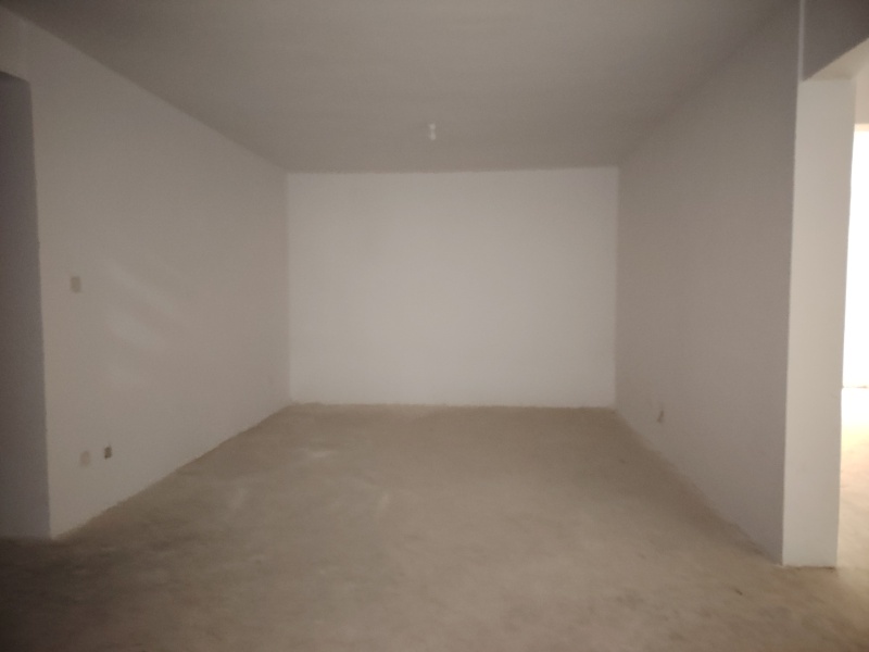 3室2廳1陽臺(tái) 中海錦苑臥室