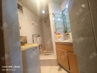 3室2廳1陽臺 南疆花園衛(wèi)生間