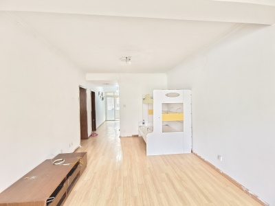 2室2廳1陽(yáng)臺(tái) 凱苑小區(qū)客廳