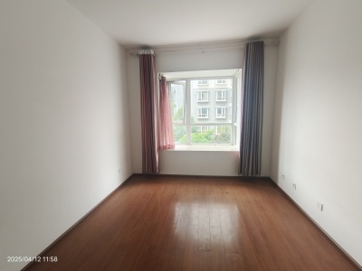 2室2廳1陽臺 城市景苑