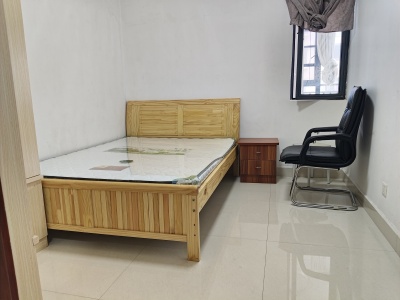 2室2廳1陽(yáng)臺(tái) 彩云間花園