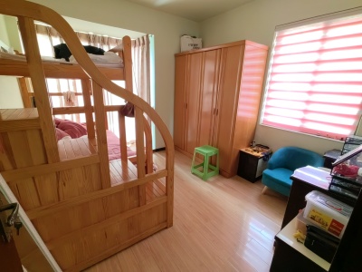 4室2廳1陽(yáng)臺(tái) 世紀(jì)俊園