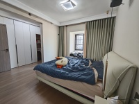 4室2廳2陽臺 招商雍和府二期臥室