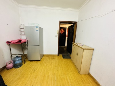 2室2廳1陽(yáng)臺(tái) 白馬小區(qū)