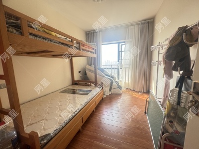 3室2廳2陽臺 藍(lán)光COCO蜜城