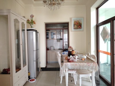 4室2廳1陽臺 書香門第