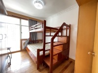 3室2廳2陽(yáng)臺(tái) 白龍小區(qū)臥室