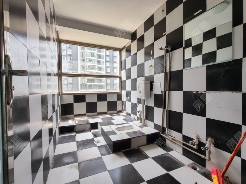 3室2廳2陽(yáng)臺(tái) 金色俊園衛(wèi)生間