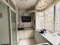 2室2廳1陽(yáng)臺(tái) 凱苑小區(qū)廚房