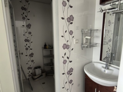 2室1廳2陽臺(tái) 世紀(jì)俊園