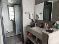 4室2廳2陽臺 招商雍和府二期衛(wèi)生間