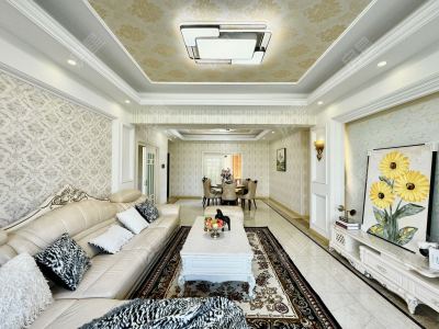 4室2廳2陽臺(tái) 清水佳湖雅居