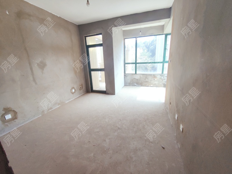 5室2廳2陽臺(tái) 貴研自然界臥室